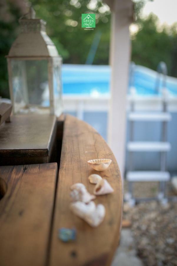 Green Chalet Hotel Veresegyház Екстериор снимка